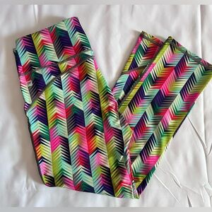 Fabletics Multicolor Athletic Capri Pants with Geometric Pattern Size Small